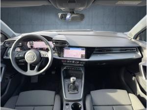 Audi A3 Limousine S line 30 TFSI LED/ACC/Nav/sonos/18"