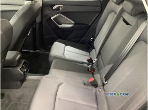 Audi Q3 35 TDI Navi LED ACC RFK Schalter