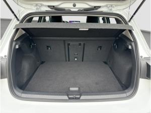 Volkswagen Golf VIII Goal 1.5 TSI Travel Spur 5JGar LED