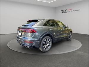 Audi Q8 55 TFSI quattro Matrix HuD Kamera AHK Leder