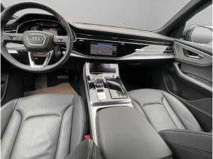 Audi Q8 55 TFSI quattro Matrix HuD Kamera AHK Leder