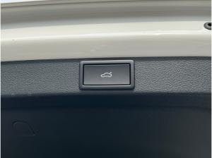 Skoda Octavia Combi TOUR 2.0 TDI DSG *AHK, Travel Assist*