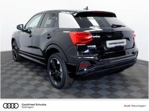 Audi Q2 S-Line 40 TFSI Quattro Solingen)