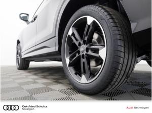 Audi Q2 S-Line 40 TFSI Quattro Solingen)