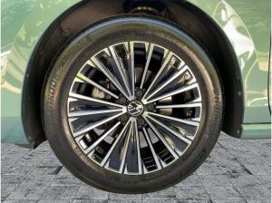 Volkswagen Passat 2.0 TDI DSG ELEGANCE 5JG+NAVI+AHK