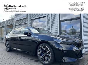 BMW 540 xDrive Touring MSportPro AHK Pano B&W DriAs (G61)