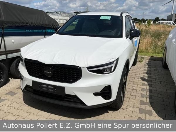 Volvo XC40 B3 Plus Black Edition *Sofort Verfügbar*