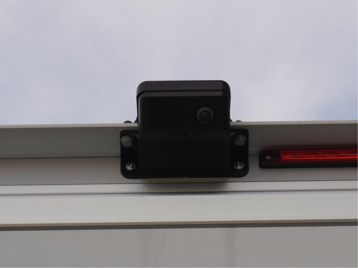 Iveco Daily 35S16HA8/P / Junge Leichtbaukoffer