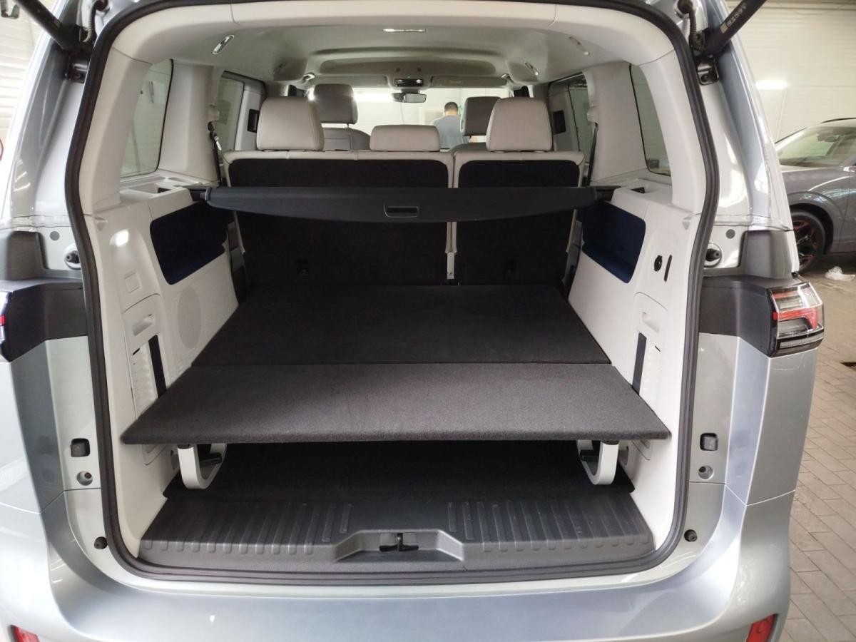 Volkswagen ID.Buzz IQ.Light Navi ParkAssistPlus Rückfahrkamera FrontAssist