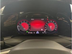 Volkswagen Golf VIII GTI Clubsport LED LM 19" Navi PDC+RFK ACC