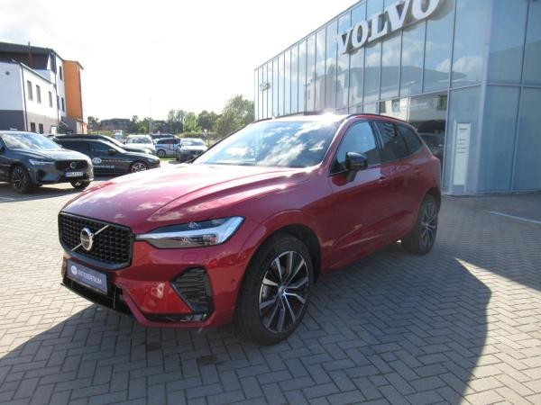 Volvo XC60 B5 AWD Plus Dark