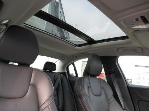 Volvo S60 B4 Plus Dark