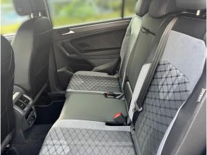 Volkswagen Tiguan Allspace 2.0 TSI DSG R-Line 4Motion Navi AHK IQ.LIGHT - LED-Matrix-Scheinwerfer Standheizung