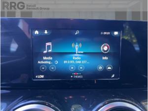 Mercedes-Benz GLB 200 Progressive 4Matic 7-Sitze