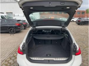 BMW 330 330e Sport Line