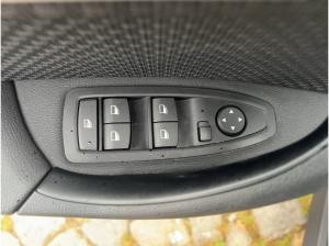 BMW X1 xDrive25e Advantage