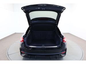 Audi Q3 Sportback 40 TFSI quattro S line business