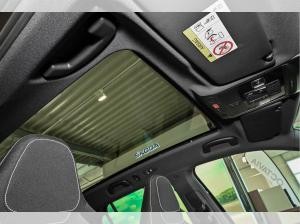 Skoda Kamiq Monte Carlo 1,0 TSI //SOFORT VERF.// - AHK/LED/Pano usw.