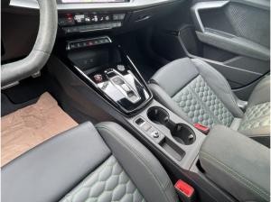 Audi RS3 RS 3 Lim. 2.5 TFSI qu. Matrix Pano SONOS HuD Kam.