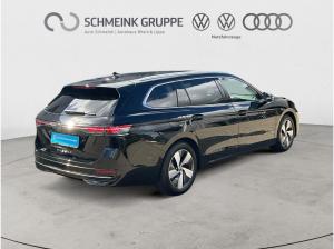 Volkswagen Passat Var. 2.0 TDI DSG Elegance AHK Navi 360°