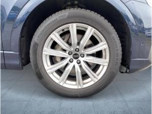 Audi Q8 SUV 50 TDI qu. tiptr. Luft HUD PANO Matrix 21