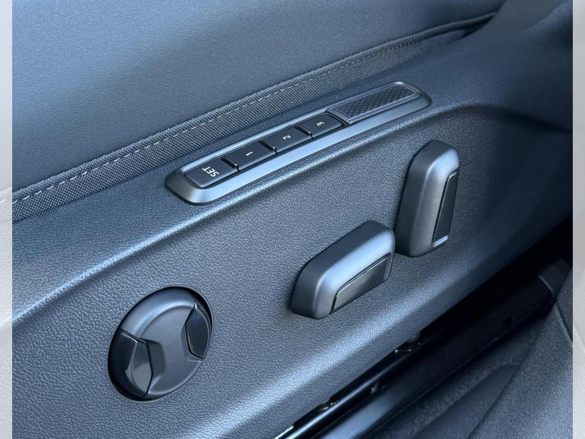 Cupra Terramar VZ 2.0 TSI DSG 4Drive (UVP 68.430/KW35/25) XL/STANDH./AHK/PANO/MATRIX/SENNH./5J.GARA./UVM.