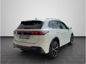 Volkswagen Tiguan R-Line 1.5 eHybrid DSG AHK HEADUP MATRIX