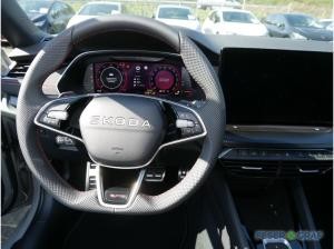 Skoda Octavia RS 2,0 TSI DSG - AHK,SHZ,NAVI,KAMERA
