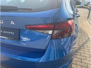 Skoda Fabia 1.0 TSI DSG Selection +ACC+LED+SHZ+PDC+KLIMA+