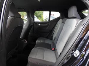 Volvo XC40 B3 Plus Black Edition