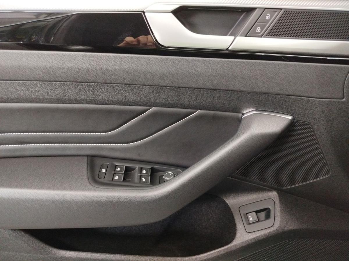 Volkswagen Arteon Shooting Break 2.0 TSI DSG R-Line 4Motion IQ.Light Navi Standheizung AreaView