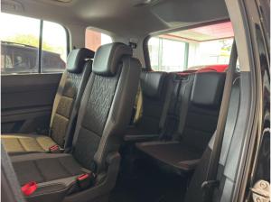 Volkswagen Touran ENERGY 1.5 TSI DSG R-LINE PANO 7-SITZ NAV