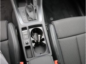 Audi Q3 S-Line 35TFSI S-tronic / Navi+, RFK, AHK, LED