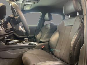 Audi A4 Avant S line 40 TFSI quattro AHK LED virtual Navi Teilleder