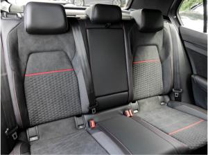 Volkswagen Golf VIII GTi Clubsport Facelift DCC H&K AKRAPOVIC MATRIX