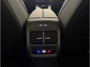 Volkswagen Passat Variant Business 2.0 TDI DSG+AHK+HUD+KAMERA+ACC+NAVI