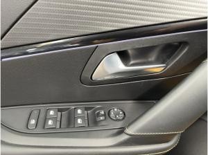 Peugeot 208 1.2 PURETECH 100 GT AUTOMATIK KAMERA