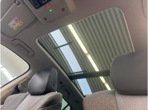 Skoda Octavia COMBI 2.0 TDI SELEKTION DSG AHK PANORAMA