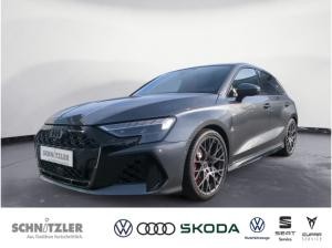 Audi RS3 Sportback quattro PANO/SONOS/HUD/RFK SOFORT VERFÜGBAR