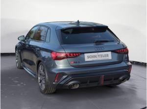 Audi RS3 Sportback quattro PANO/SONOS/HUD/RFK SOFORT VERFÜGBAR