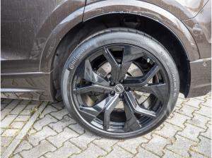 Audi RS Q8 TFSI quattro
