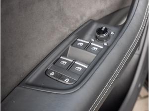 Audi RS Q8 TFSI quattro