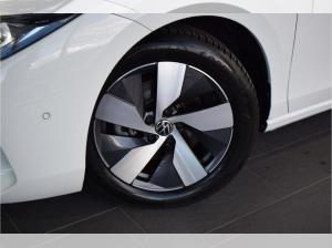 Volkswagen Passat Variant Elegance 2.0 TDI Sofort verfügbar! AHK! NAVI!