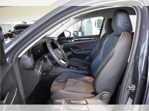 Volkswagen Tiguan Elegance 2.0 TDI DSG NAVI PDC AHK Klima