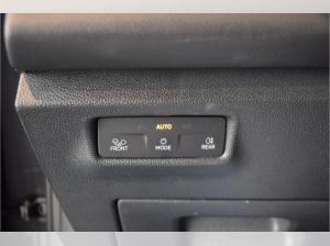 Volkswagen Tiguan Elegance 2.0 TDI DSG NAVI PDC AHK Klima