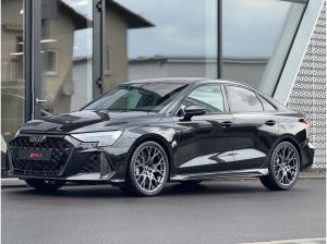 Audi RS3 Limousine TFSI quattro 294(400)kW(PS) S tronic *EROBERUNG*SOFORT*