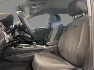 Audi A4 Avant advanced 40 TFSI quattro Kamera LED Navi DAB