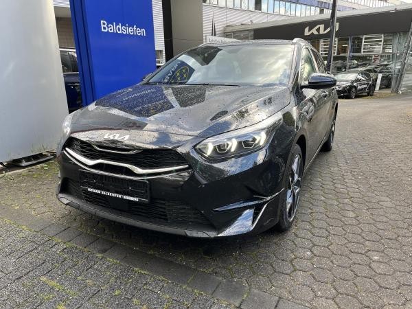 Kia Ceed SW 1.5 T-GDI MHEV DCT Ultimate Edition, Sound, Style