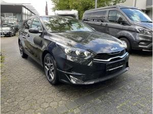 Kia Ceed SW 1.5 T-GDI MHEV DCT Ultimate Edition, Sound, Style