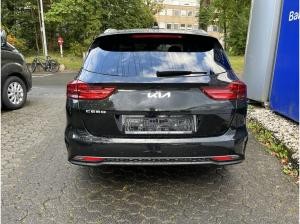 Kia Ceed SW 1.5 T-GDI MHEV DCT Ultimate Edition, Sound, Style